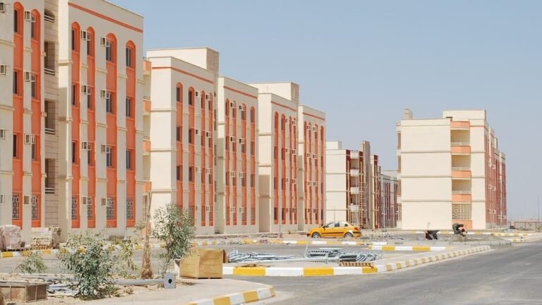 شقق الإسكان الاجتماعي