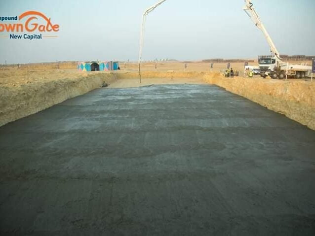 الاعمال الخرسانية للأساسات بالمرحلة الاولى