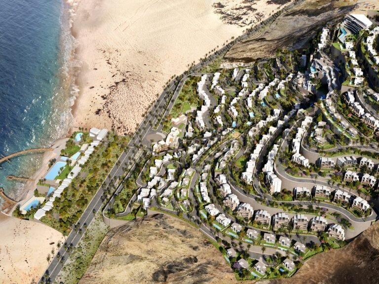 قرية باي ماونت العين السخنة